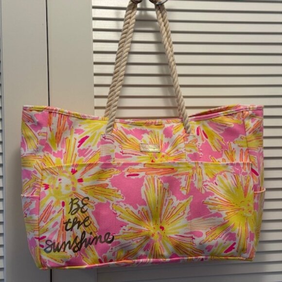 LILLY PULITZER - BE THE SUNSHINE (NWOT) GWP Large Canvas Beach Tote - Picture 1 of 4